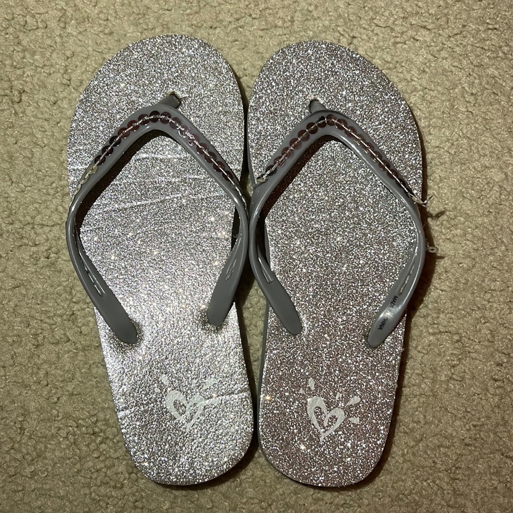 NEW silver sparkle flip flops kids